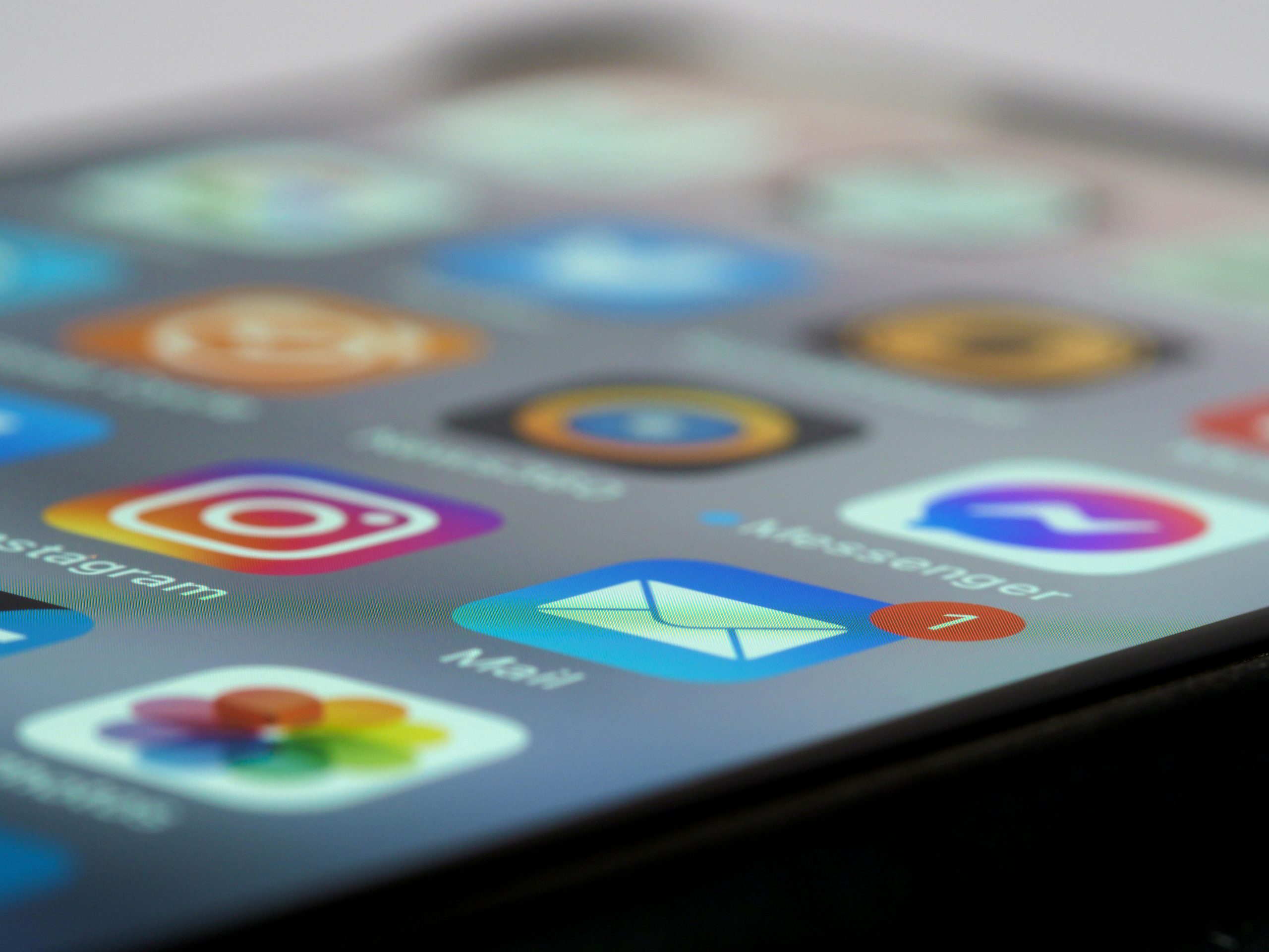 インスタフォロワー買うならまとめ買いがお得